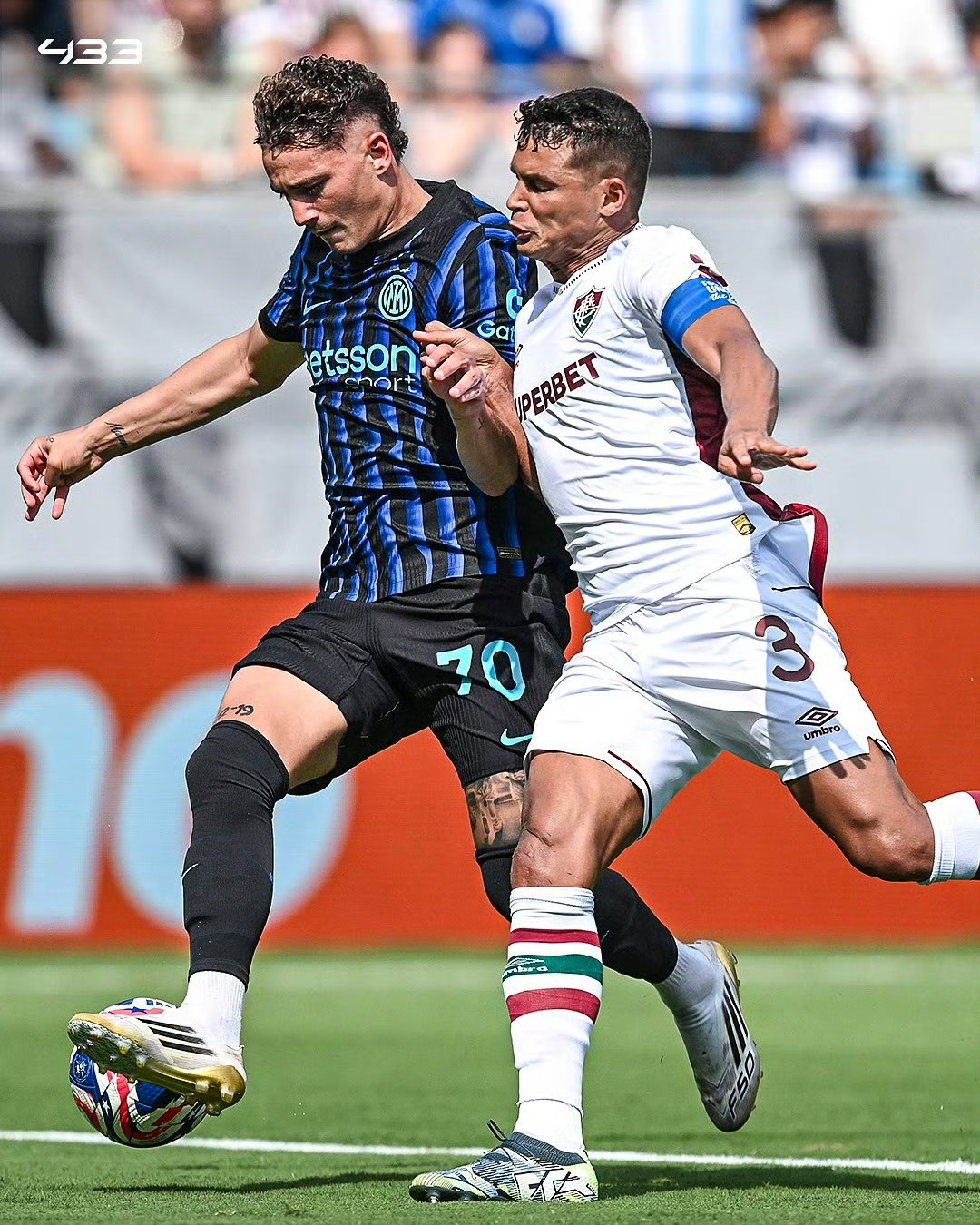 包含意大利杯今夜走向成谜;上海久事绝杀压哨;球迷炸锅;身体对抗强度拉满的词条 包含意大利杯今夜走向成谜;上海久事绝杀压哨;球迷炸锅;身体对抗强度拉满的词条