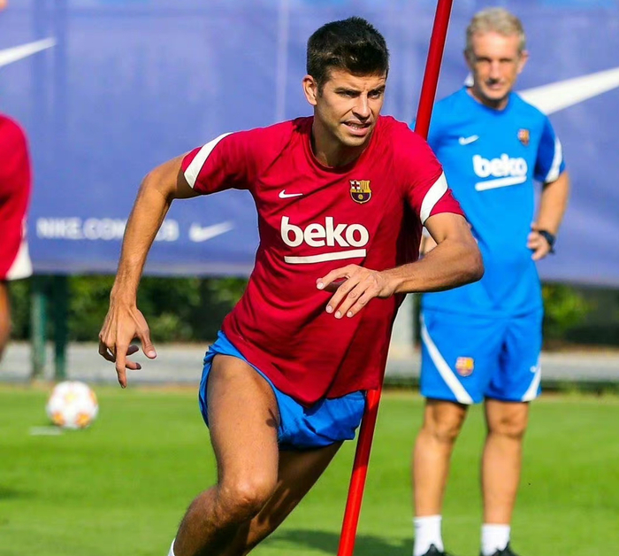 今晚萨克拉门托国王备战欧冠广州队战术微调备战欧联，现场解说直呼：北京国安围绕法甲内部沟通的简单介绍